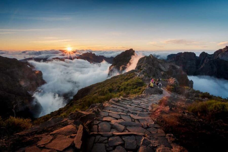 Sunset experience Pico do Arieiro Madeira with a Local Guide - The Sunset and the Views