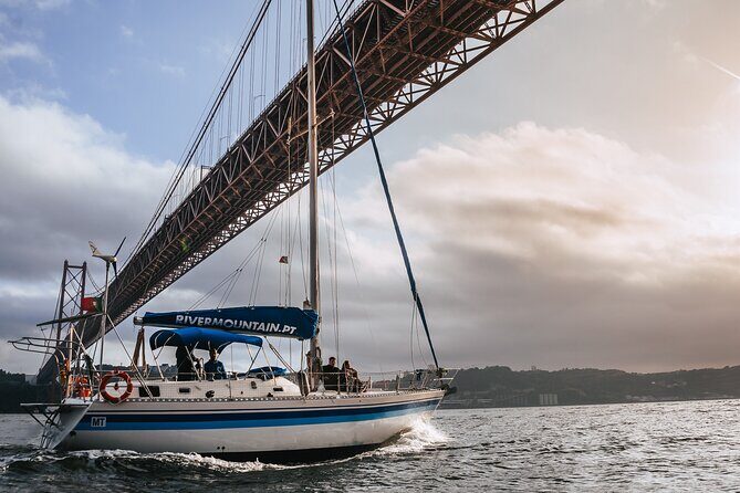 Sunset Sailboat Tejo River Tour 2h - The Itinerary in Detail