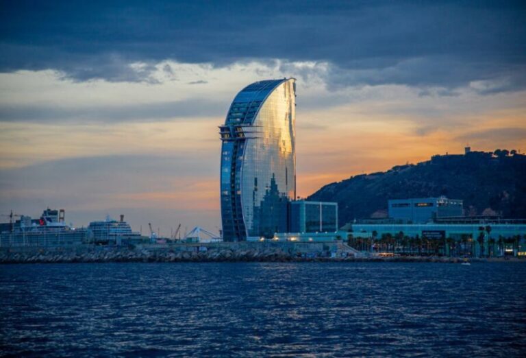 Sunset Sailing Experience in Barcelona - What You’ll See and Do