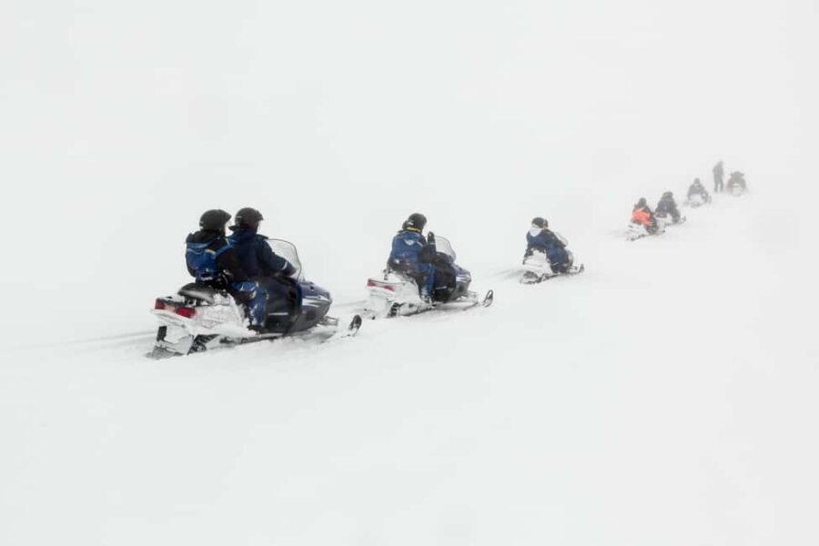 Superjeep Golden Circle and Glacier Snowmobile Tour - The Practical Details
