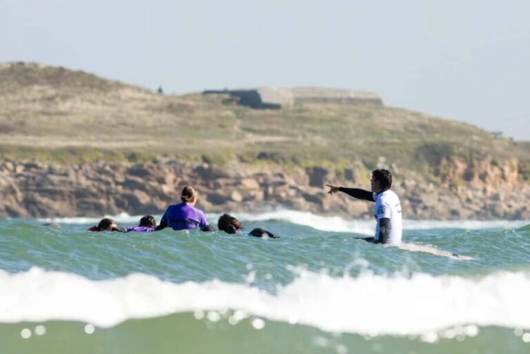 Surf lessons on the mythical site of La Torche - The Location: La Torches Unique Appeal