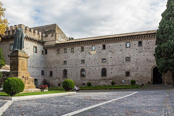 Surroundings of Rome on Vespa - Riding and Safety Considerations