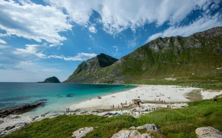 Svolvær: Lofoten Beaches Coastal Walk and Café Visit - The Highlights in Detail