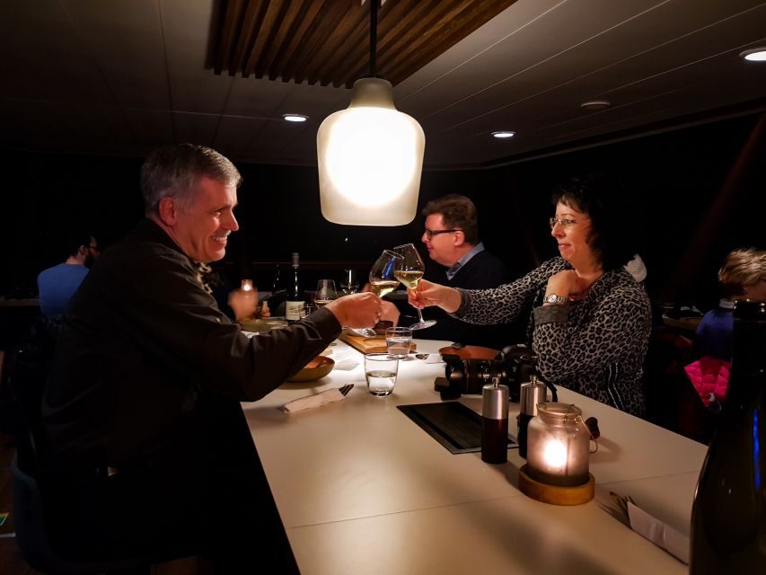 Svolvær: Northern Lights and Full Steam Cruise with Tasting - How the Itinerary Plays Out