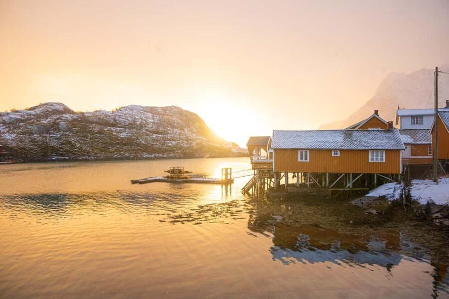Svolvær: Reine, Hamnøy, Sakrisøy: Photographers Dream Tour - The Practical Side: Transportation, Timing, and Group Size
