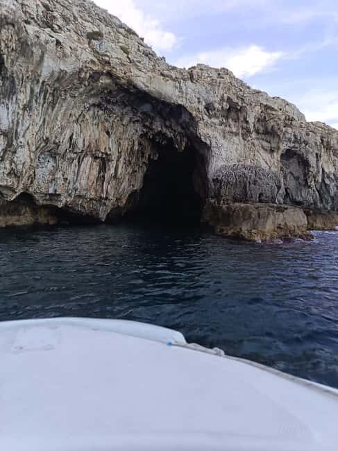 Syracuse: Ortigia and Sea Caves Boat Tour with Swim - Price and Value