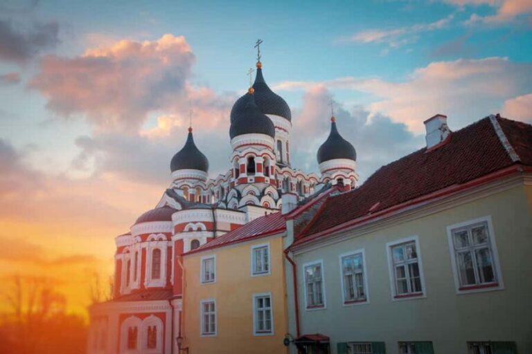 Tallinn: 2-hour Best Intro Walking Tour with a Local - The Tasting: A Taste of Tallinn