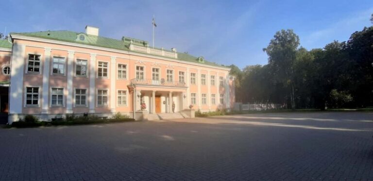 Tallinn: Combined Guided Highlights Tour in Wonderful City! - The Value of the Tour