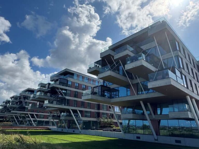 Tallinn: Explore Local Life Tour - The Experience: Pros and Cons