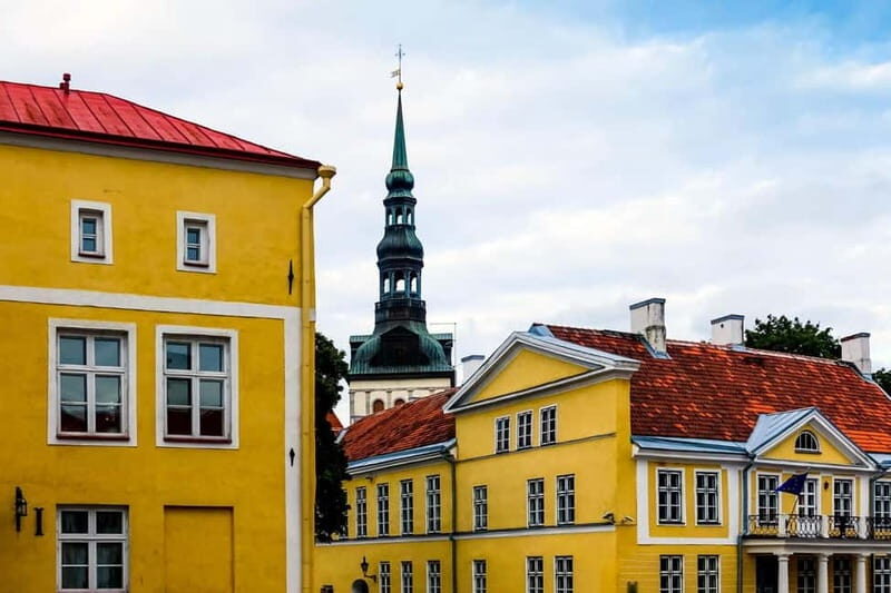 Tallinn: Insta-Perfect Walk with a Local - The Highlights in Detail
