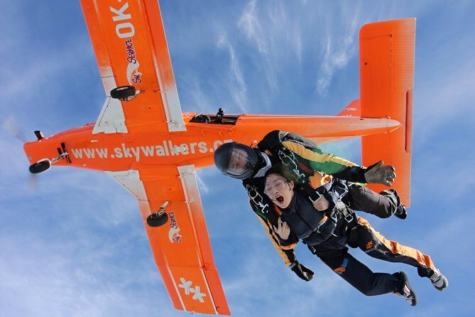 Tandem Skydiving Adventure in Prague - The Entire Skydiving Process in Detail