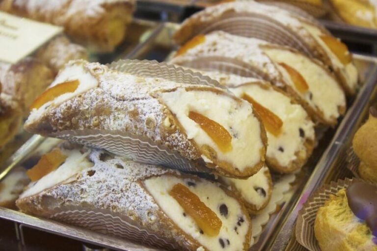 Taormina: Cannoli Making Class - What You Can Expect During the Class
