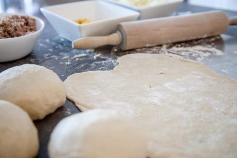 Taormina: Pizza Making Class with Lunch and Wine Tasting - What You’ll Do During the Class