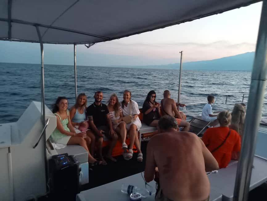 TAORMINA: TOUR IN BARCA ISOLABELLA CON APERITIVO - The Highlights: Caves, Islands, and Bays