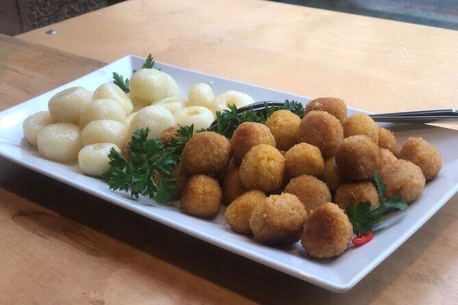 Taste of Poland - Old Town food tour and guided walk in one - Who Should Consider This Tour?