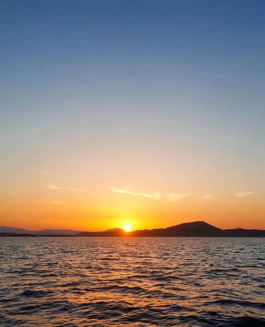 Tavolara: Sunset Aperitif Tour with Drinks and local snacks - What Makes This Tour Stand Out?