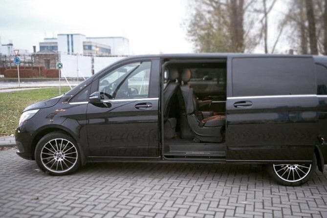 Taxi Charleroi  SPA (1 to 8 SEATS) - Reliable and Comfortable Transfers from Charleroi to Spa