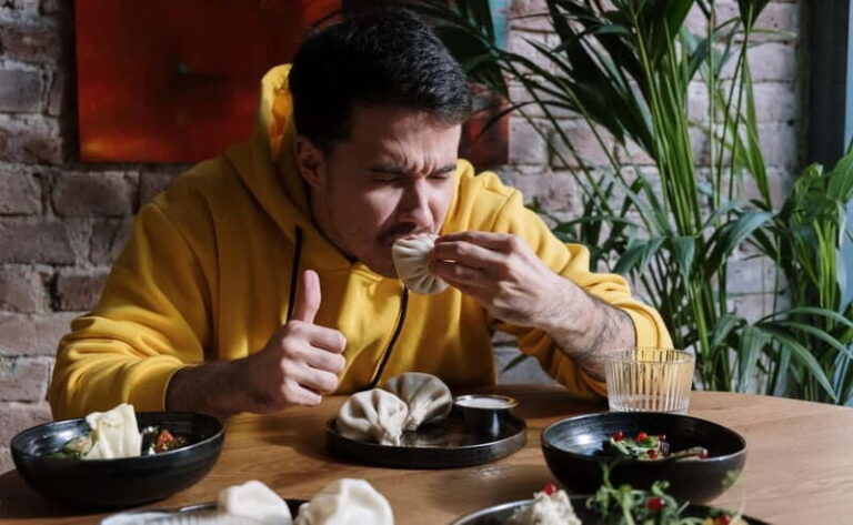 Tbilisi: (All-inclusive Tour) Top 5 Highlights of Dumplings - The City Stops and Sights Along the Way