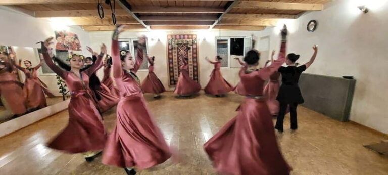 Tbilisi: Georgian Traditional Folklore Show in the city - The Experience Itself: A Typical Visit