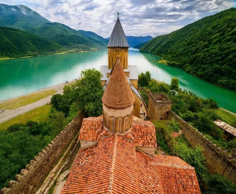 Tbilisi : Kazbegi, Ananuri, Gudauri & Gergeti, Best Day Tour - The Practicalities