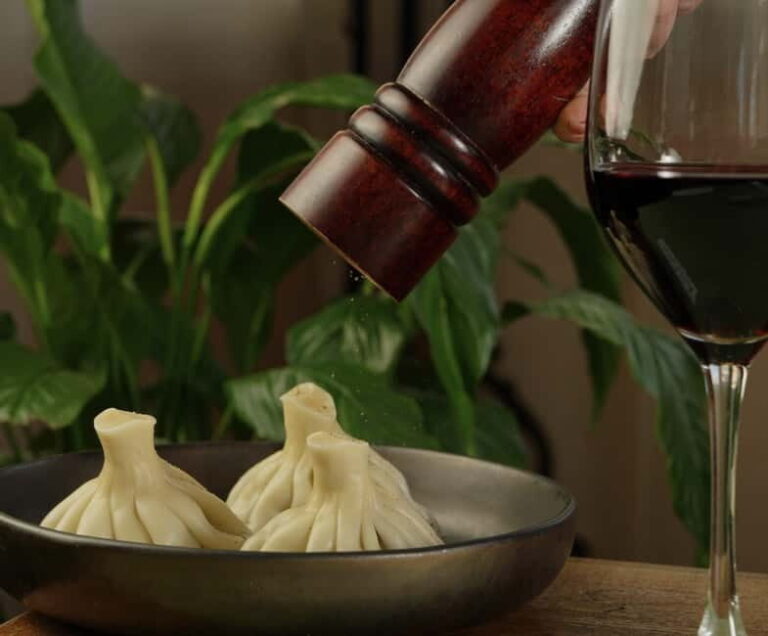 Tbilisi: Khinkali Tasting Lunch with Local Drinks and Pickup - Who Will Love This Tour?