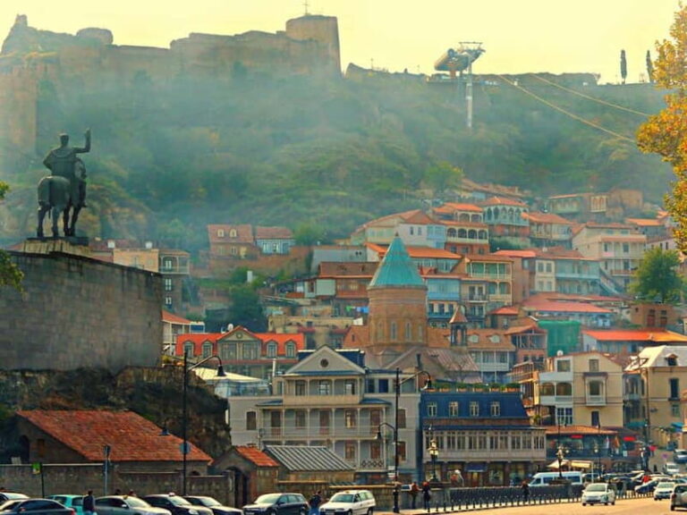 Tbilisi: Old & New city, Guided tour w/ 12 Tastings all-inc. - The Value & Practicalities