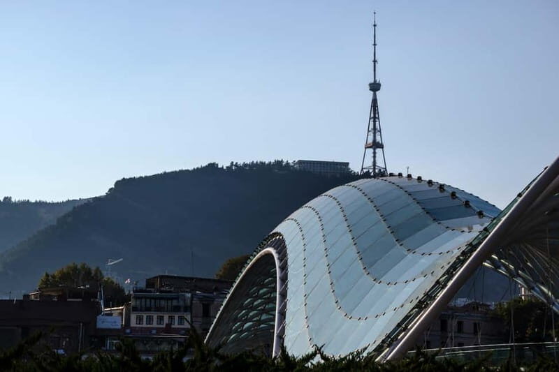 Tbilisi: Old Town Sights & Funicular Ride to Mtatsminda Park - The Overall Experience: Weighing the Pros and Cons