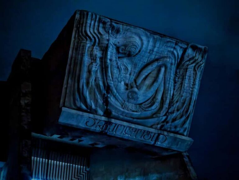 Tbilisi: Private After-Dark Brutalist City Tour (18+) - What the Tour Feels Like