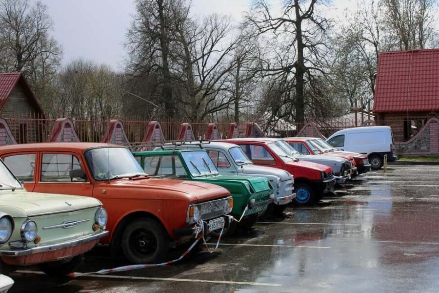 Tbilisi Vintage Legends: Soviet Classic Car Tour with Pickup - What to Expect During the Tour