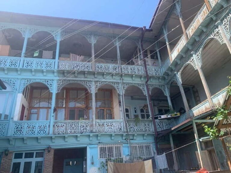 Tbilisi walking tour - The Experience from a Traveler’s Perspective