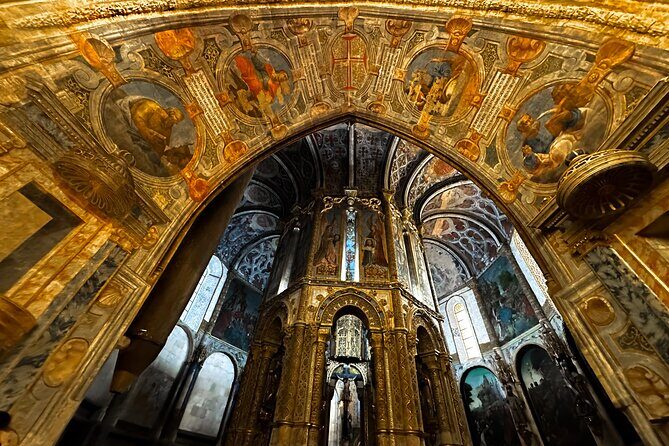 Templar Knights Route - Discover the secret of Almourol and Tomar - The Food and Drink Experience: Medieval Lunch with a Twist