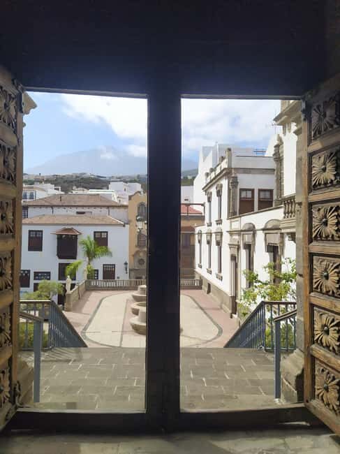 Tenerife: Icod de los Vinos Guided Walking Tour - The Fine Points: Duration, Group Size, Cost, and Accessibility