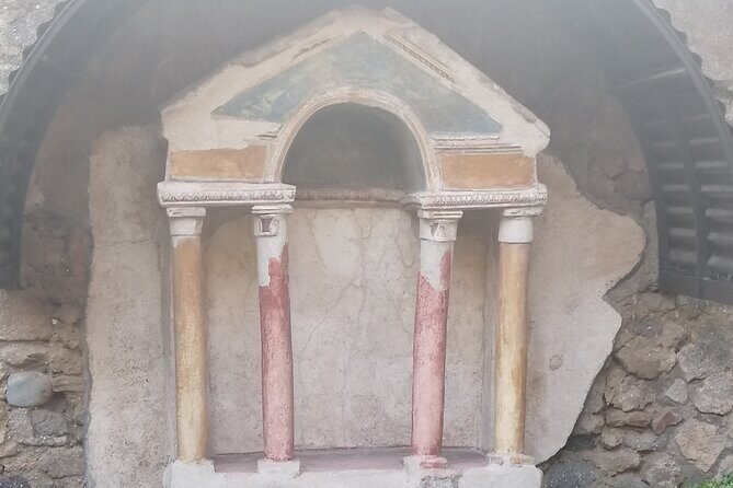 The charm of Pompeii and Herculaneum.Private Tour with Official Guide - Who Should Consider This Tour?