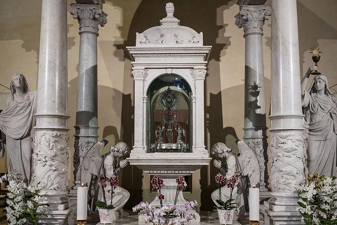 The Eucharistic Miracle and the Holy Face's Sanctuaries - Private Tour from Rome - FAQs