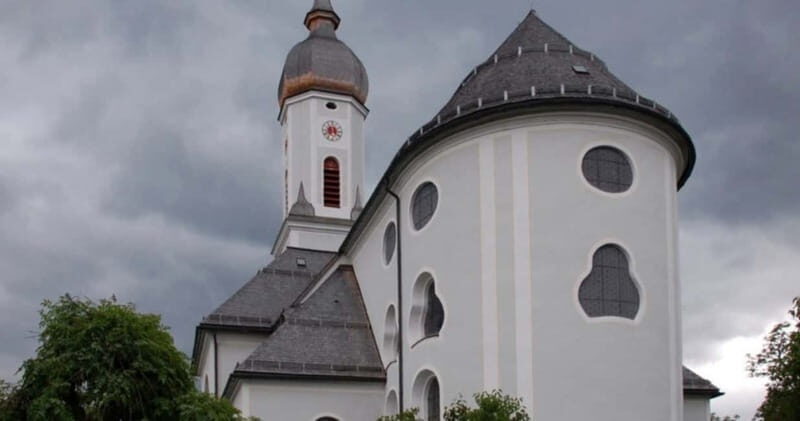 The Famous Partenkirchen Walking Tour - The Painted Houses and Their Stories