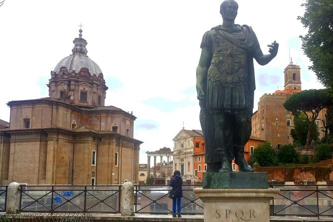 The last day of Julius Caesar: from the glory to the Ides of March - Key Points