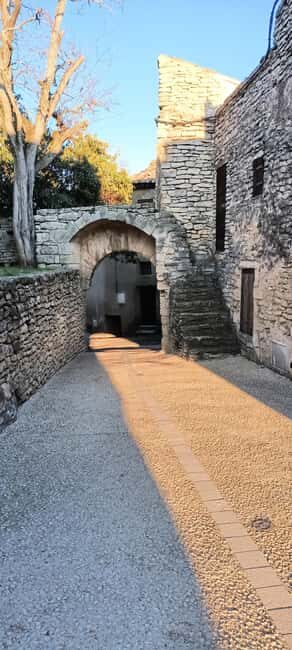 The Luberon: Gordes and Roussillon, discover it all by electric bike - What Makes This Tour Stand Out?