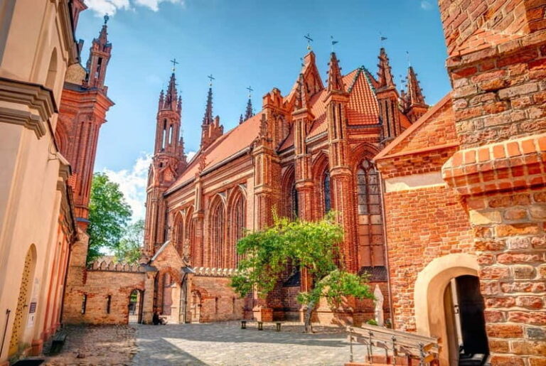 The Majestic and Royal Vilnius Private Walking Tour - How This Tour Fits Into Your Trip