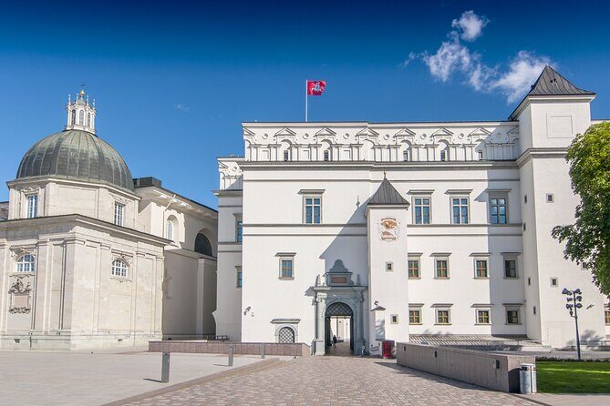 The Majestic and Royal Vilnius Private Walking Tour - Why It Works for Travelers