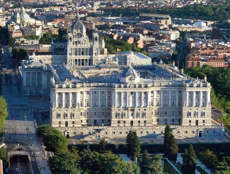 The Most Complete Tour of Madrid: Austrias, Cathedral, Palace - Local Guides - What Makes This Tour Stand Out?