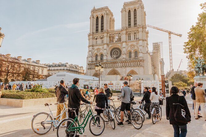 The Paris Monuments Tour - What Makes This Tour Stand Out?