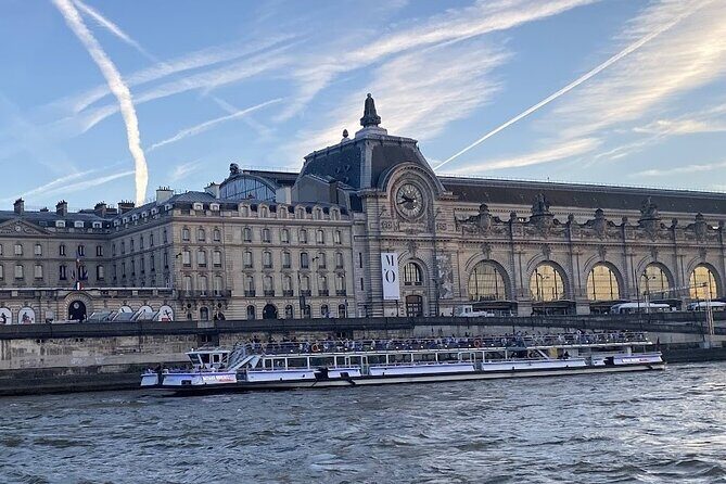 The Seine River Cruise - The Experience: Pros and Cons