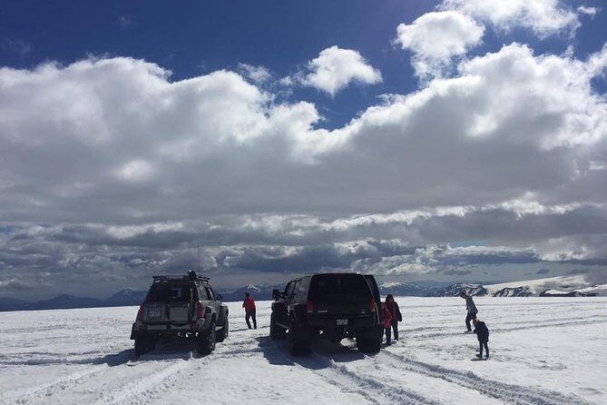 The Silver Circle and Glacier Visit - Transportation and Group Size