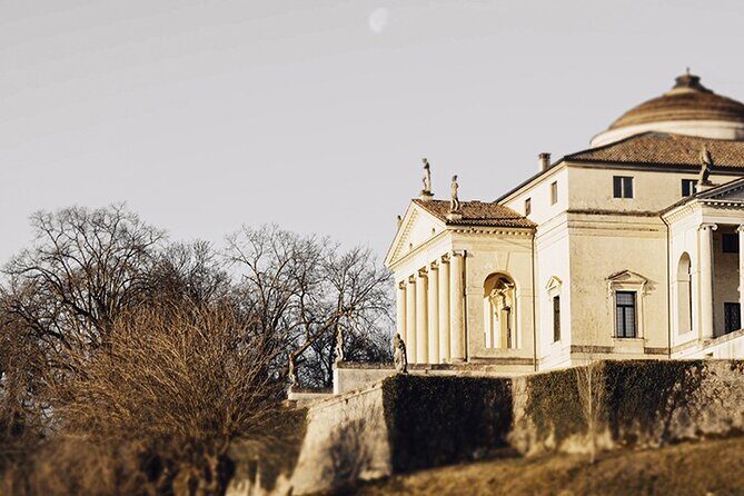 The story of Vicenza: Guided Half-Day E-Bike sightseeing Tour - What Makes This Tour Stand Out?