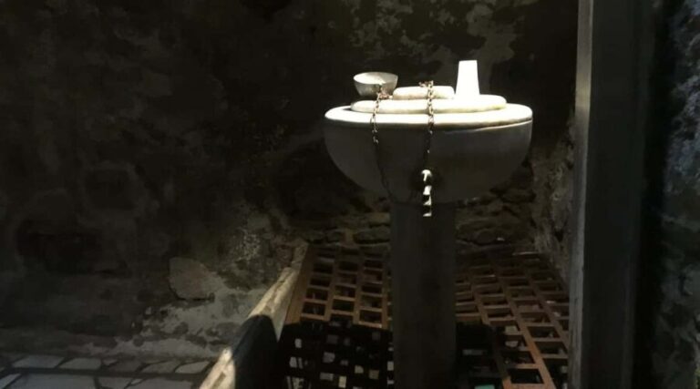 Thessaloniki: Churches & Monasteries Sacred Footsteps Tour - The Experience: What Really Matters