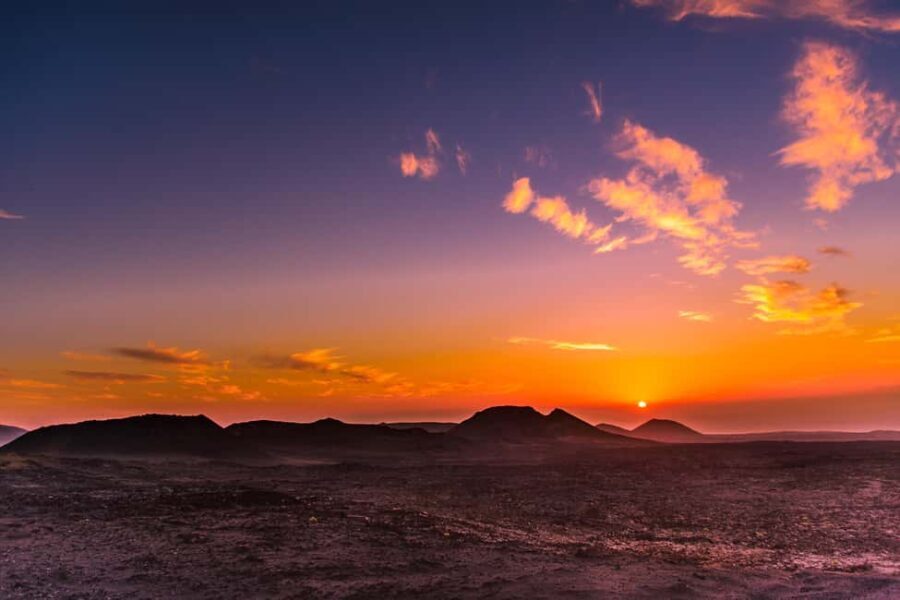 Timanfaya National Park: Evening Tour with Volcano Dinner - What the Reviews Say