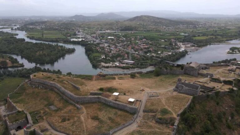 Tirana: Shkodra, Rozafa Castle, and Lake Shkodra Day Trip - Logistics & Practical Tips