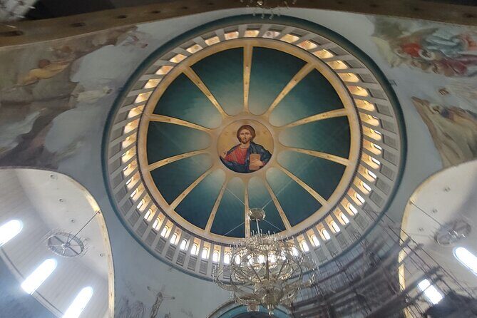 Tiranas Communist Past: A Tasting Tour with Traditional Lunch - What Makes This Tour Worth It?