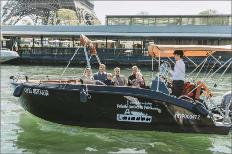 Top Private Cruises in Paris with Champagne + more surprises - Key Points