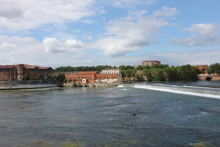 Toulouse: Urban Safari in Toulouse, guided photo walk, and photo spots - What’s Included and How It Works
